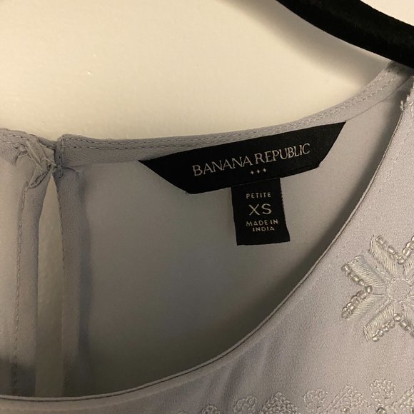 Gray Embroidered Banana Republic Dress Shirt - Picture 3 of 4